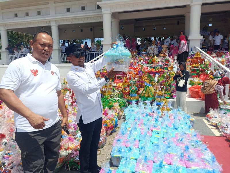 26 Ribu Male Hias Serbu Lapangan Merdeka, Maulid Akbar Bone Gerakkan Ekonomi hingga Akar Desa