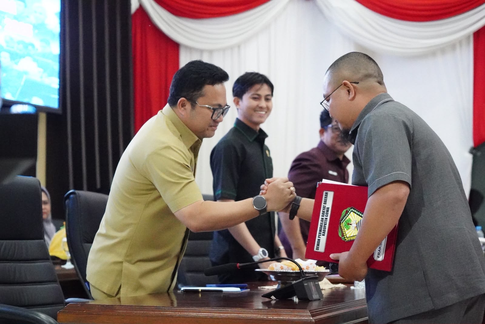 Mayoritas Fraksi DPRD Gowa Terima LPj APBD 2025, Pemkab Janji Genjot PAD dan Percepat Serapan Anggaran