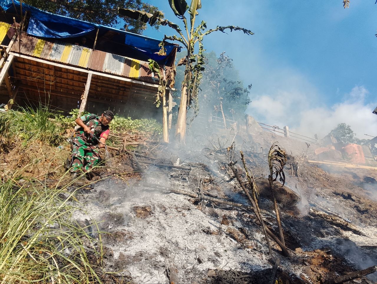 Api Muncul Sore Hari, Tim Gabungan dan Warga Bergerak Cepat Selamatkan Lahan di Malino